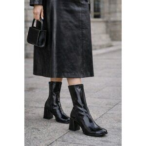 Angel Alarcon Black Leather Ankle Boots Women EU 40 US 9 Block Heel Round Toe